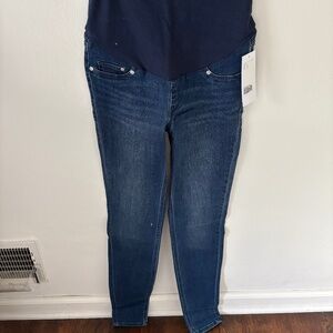 *NEW WITH TAGS* H&M Maternity Jeans